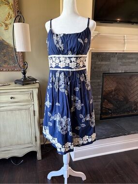 dressbarn Sundress 100% Cotton Lace and Embroidered Detail SZ 14 Fully Lined